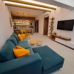 Courtyard Luxury “ Apostolos” * Pefki