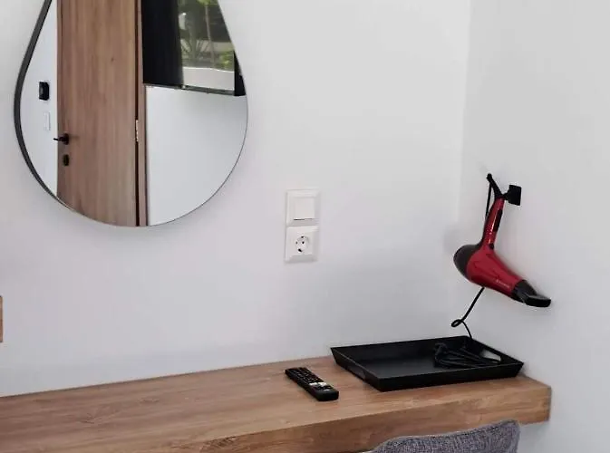 Courtyard Luxury “ Apostolos”