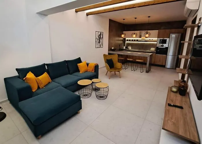 Lejlighed Courtyard Luxury “ Apostolos” *